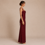 Nadia - Vestido largo de tirantes con cuello cuadrado y pedrería brillante