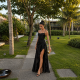 Alicia - Vestido de tirantes finos con cuerpo drapeado