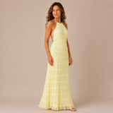 Julia - Vestido halter largo con textura texturizada en capas horizontales
