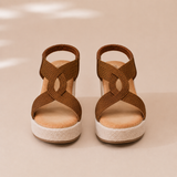 Marisol - Sandalias de cuña con tiras trenzadas