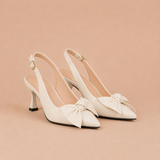Claudia - Zapatos slingback de punta fina con lazo