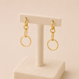 Pendientes de aros dorados