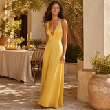 Noa – vestido largo con escote profundo y caída fluida