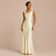 Paula - Vestido maxi satinado con escote cascada y silueta sirena