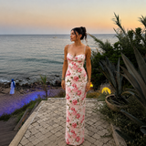Rosario - Vestido maxi floral con tirantes finos y silueta ceñida
