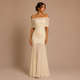 Adella - Vestido Escote Asimétrico con Abertura Drapada