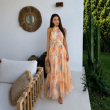 Catalina – Vestido Midi Floral Acuarela con Espalda Descubierta