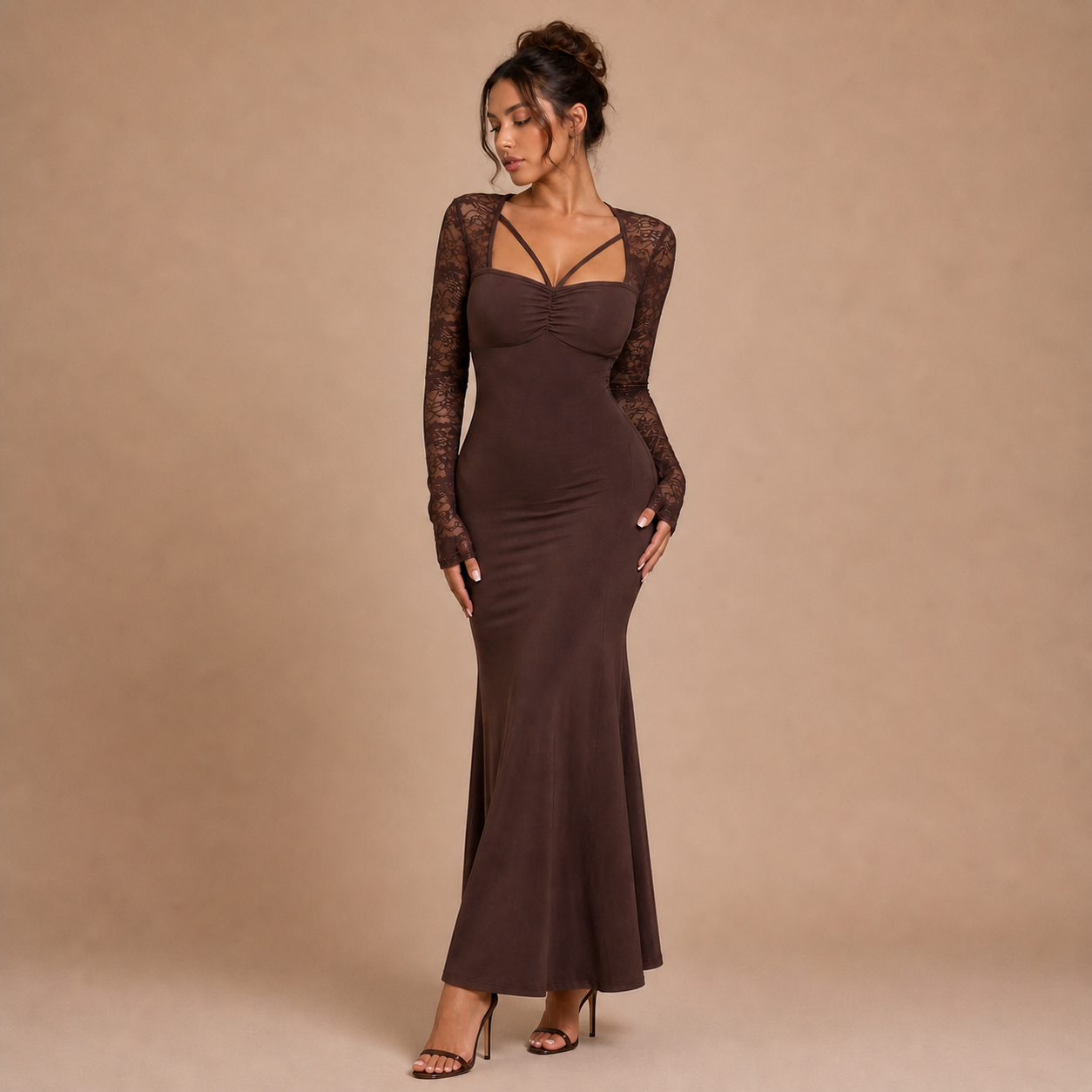 Victoria – vestido largo en tono chocolate con encaje