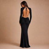 Catalina – vestido de corte dramático con detalle central floral