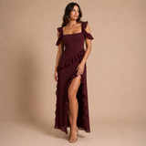 Blanca – vestido fluido con volantes y abertura lateral romántica