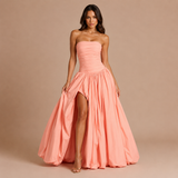 Isabela - Vestido strapless con corpiño fruncido y falda voluminosa