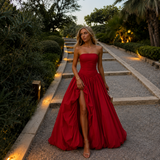 Isabela - Vestido strapless con corpiño fruncido y falda voluminosa