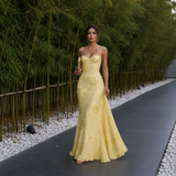 Rebeca - Vestido maxi con corpiño con copa y bordado floral