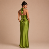 Daniela - Vestido maxi satinado con escote en V profundo y silueta sirena