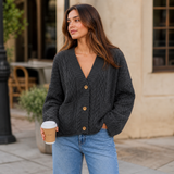 Marisol – cárdigan de punto trenzado oversize con esencia clásica relajada