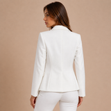 Lola – blazer clásico blanco de corte sastre minimalista