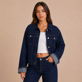 Nora – chaqueta denim clásica de corte recto atemporal
