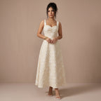 Alba – vestido midi fluido con textura floral