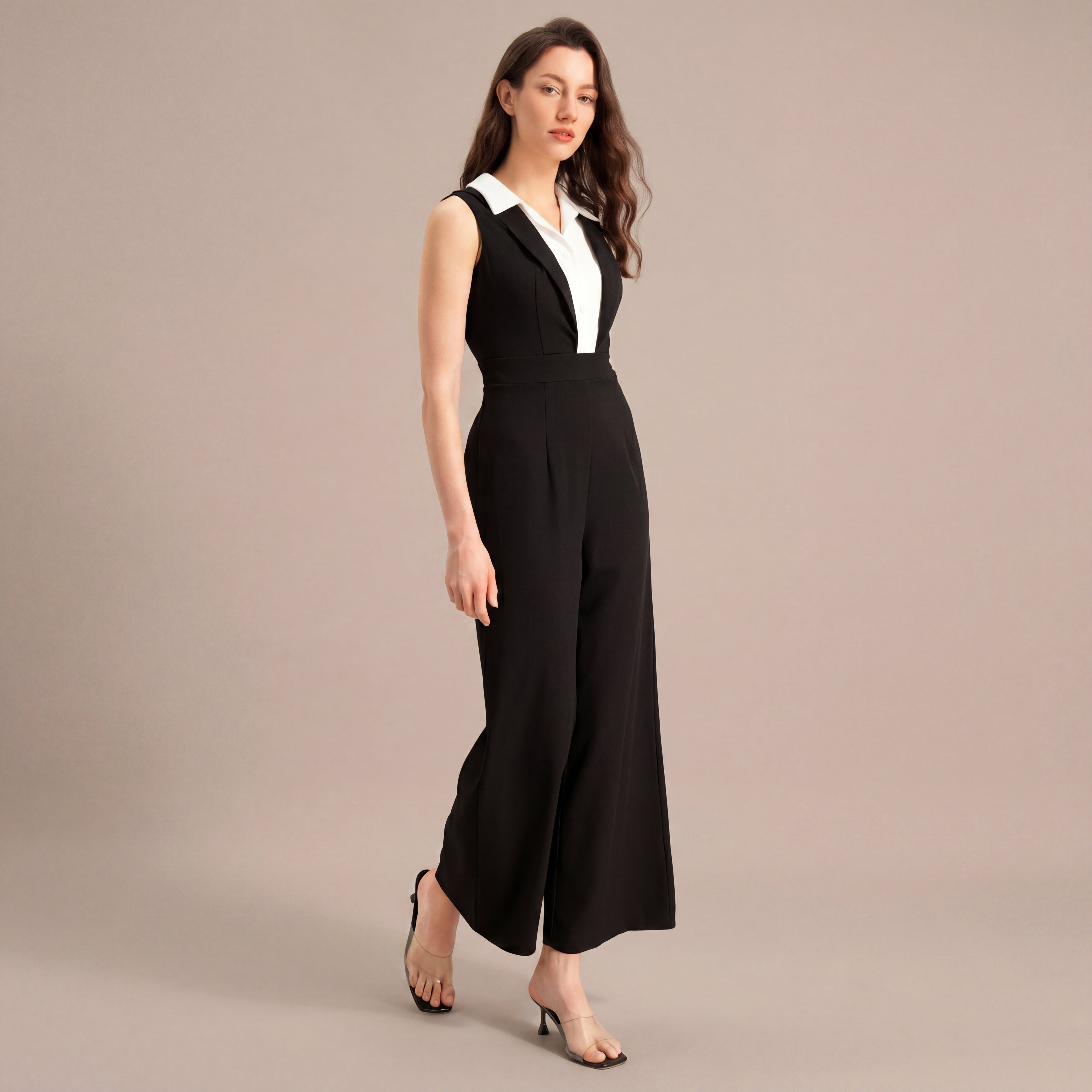 Elisa – mono elegante de corte clásico con contraste